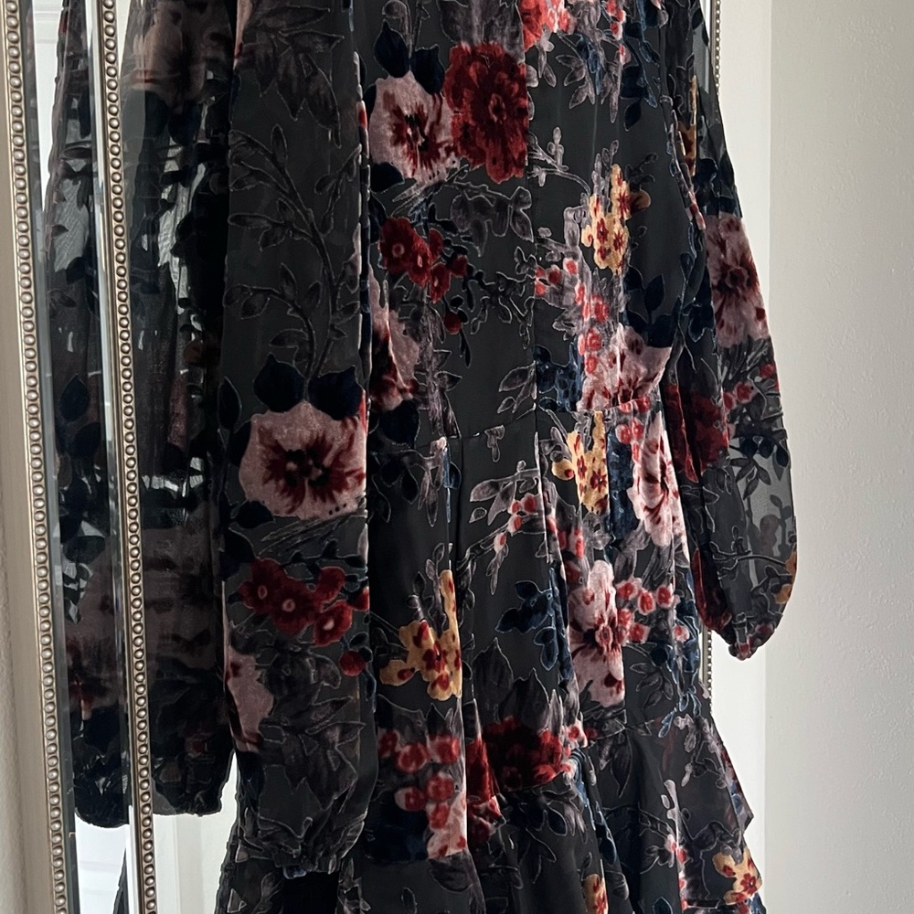 Allegra Dress- Yumi Kim -Floral Print Mini Dress from revolve - Picture 3 of 3